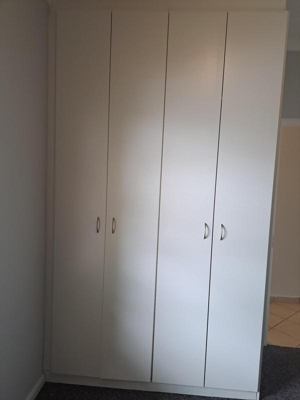 To Let 2 Bedroom Property for Rent in Buhrein Western Cape